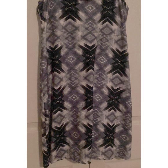 Tehama Athletic Dress RN 137813 Medium Stretch Halter Built-in-bra - Picture 2 of 8